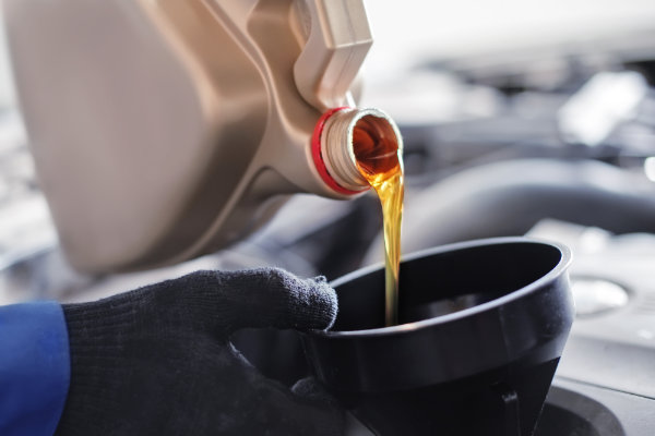 Jak zjistit typ oleje do auta?